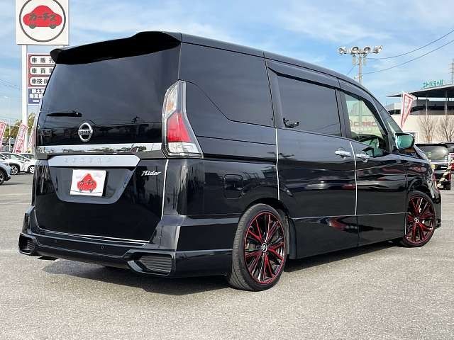 Nissan SERENA 2017-06 191000-2