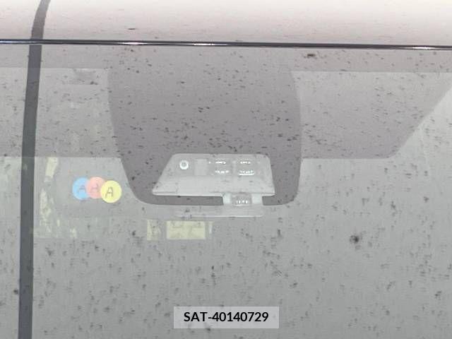 Toyota VOXY 2019-03 289977-2