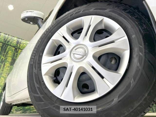 Nissan NOTE 2017-07 237924-12
