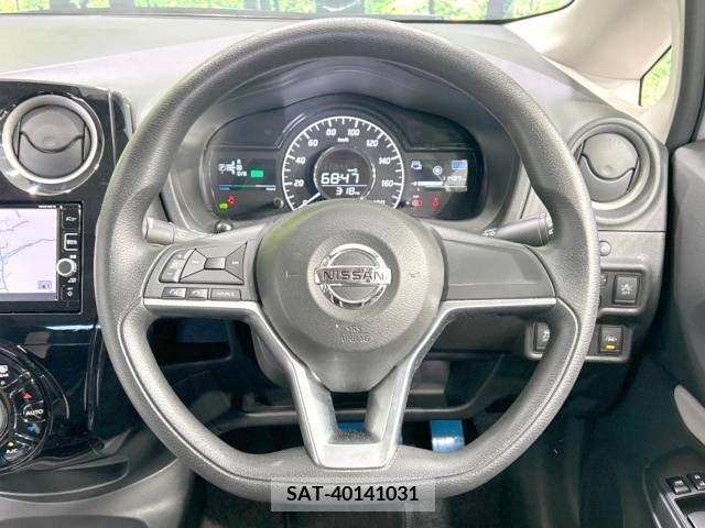 Nissan NOTE 2017-07 237924-11