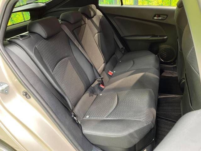 Toyota PRIUS 2016-07 16025-9
