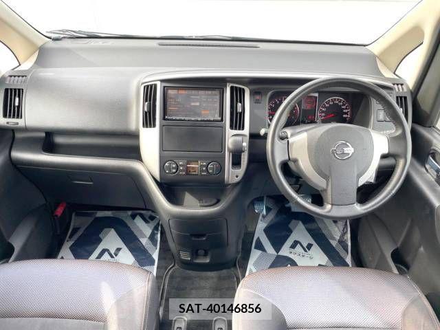 Nissan SERENA 2008-05 351693-1