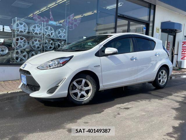 Toyota AQUA 2018-01 292294-0