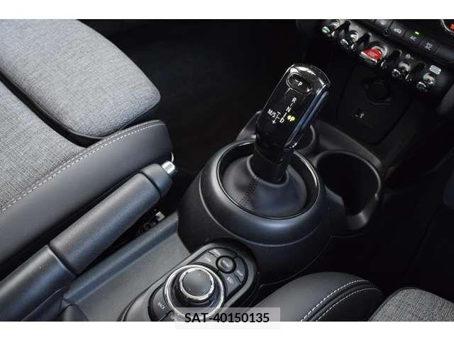 Bmw MINI 2023-01 319588-17