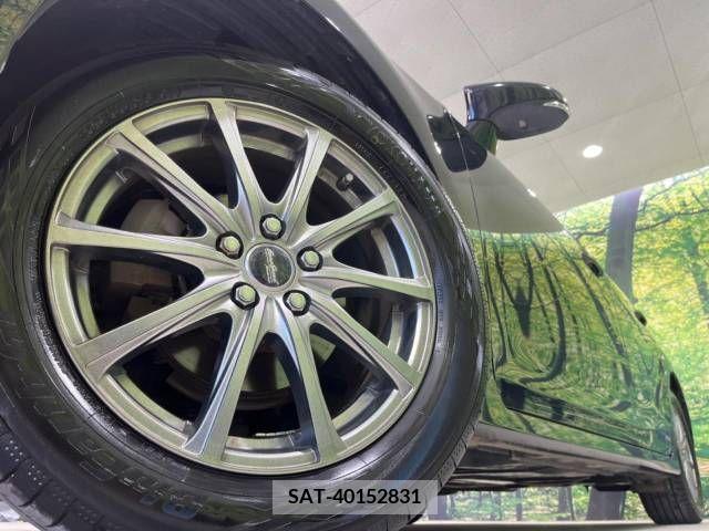 Lexus CT 2013-06 391810-13