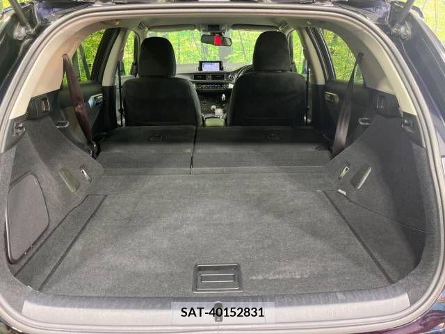 Lexus CT 2013-06 391810-10