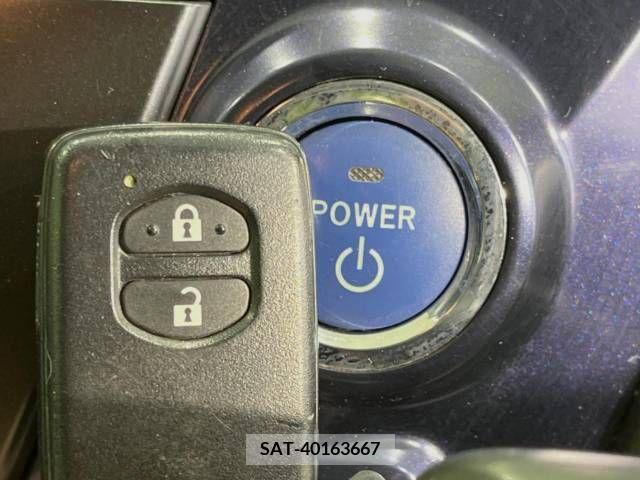 Toyota PRIUS ALPHA 2013-06 283488-5