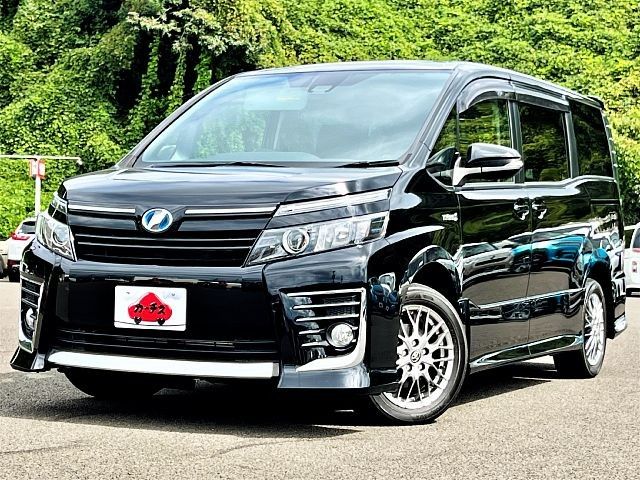 Toyota VOXY HYBRID 2016-04 11770-0