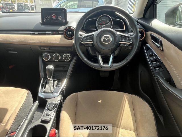 Mazda DEMIO 2017-01 296622-1