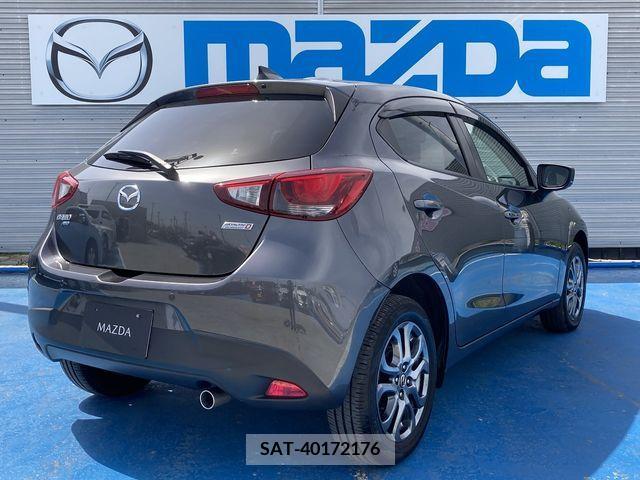 Mazda DEMIO 2017-01 296622-2