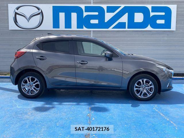 Mazda DEMIO 2017-01 296622-4