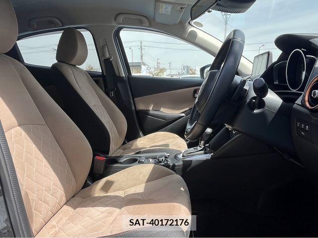 Mazda DEMIO 2017-01 296622-7
