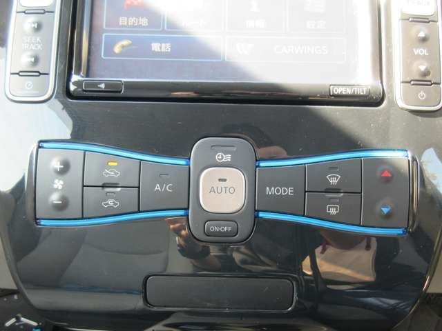 Nissan LEAF 2011-01 6269-16