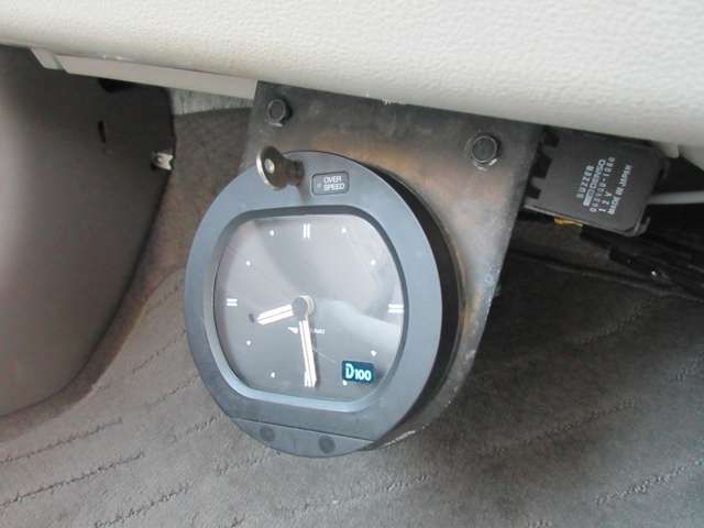 Nissan LEAF 2011-01 6269-21