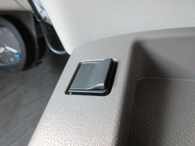 Nissan LEAF 2011-01 6269-19