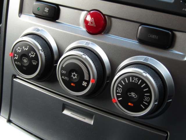 Mitsubishi DELICA D5 2010-03 6064-13