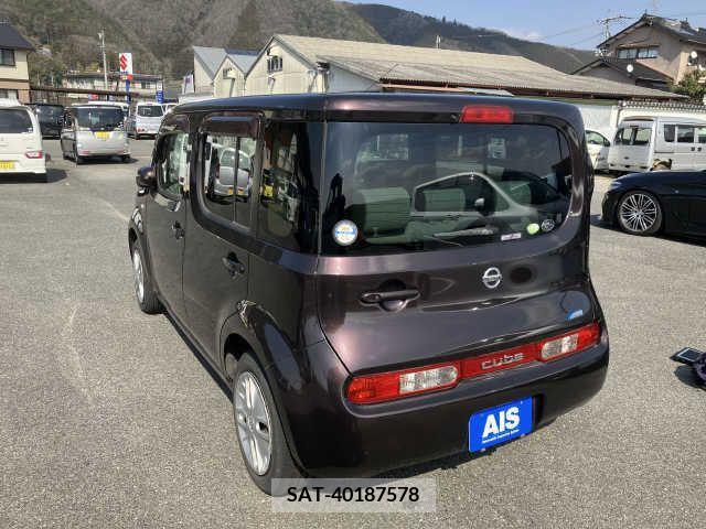 Nissan CUBE 2009-12 219889-2