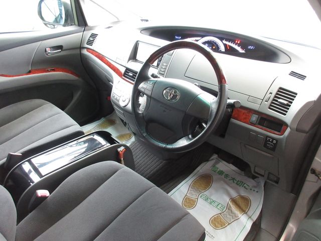 Toyota ESTIMA 2009-12 3381-6