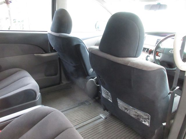 Toyota ESTIMA 2009-12 3381-8