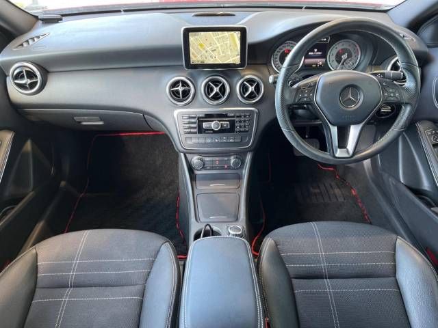 Mercedes Benz A-CLASS 2013-09 186966-1