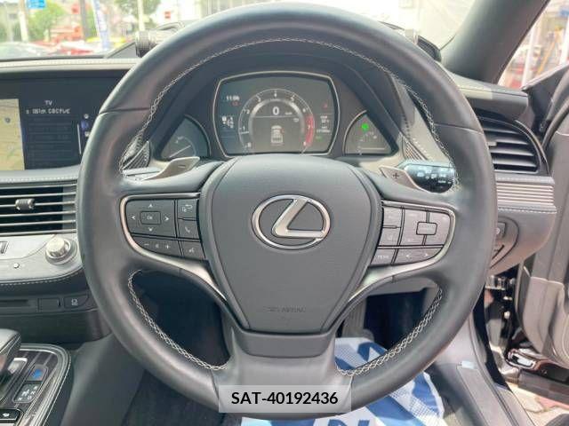 Lexus LS 2018-03 354160-11