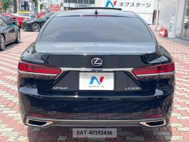 Lexus LS 2018-03 354160-15