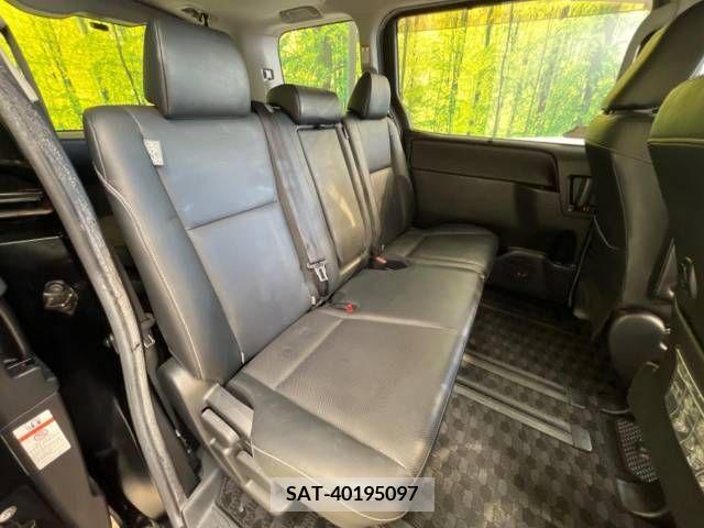 Toyota ESQUIRE 2015-06 268545-9