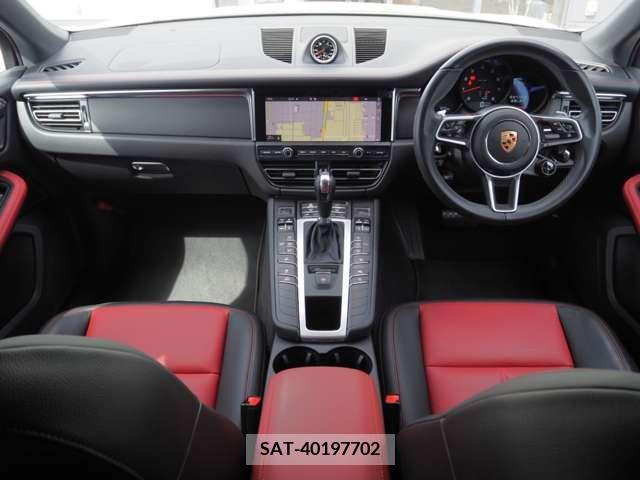 Porsche MACAN 2020-07 219435-19