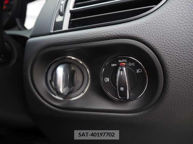 Porsche MACAN 2020-07 219435-17