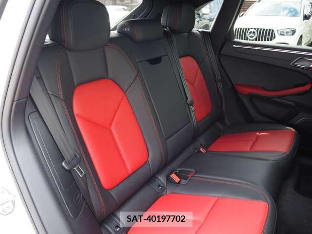 Porsche MACAN 2020-07 219435-14