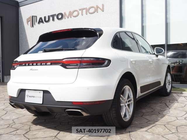 Porsche MACAN 2020-07 219435-9