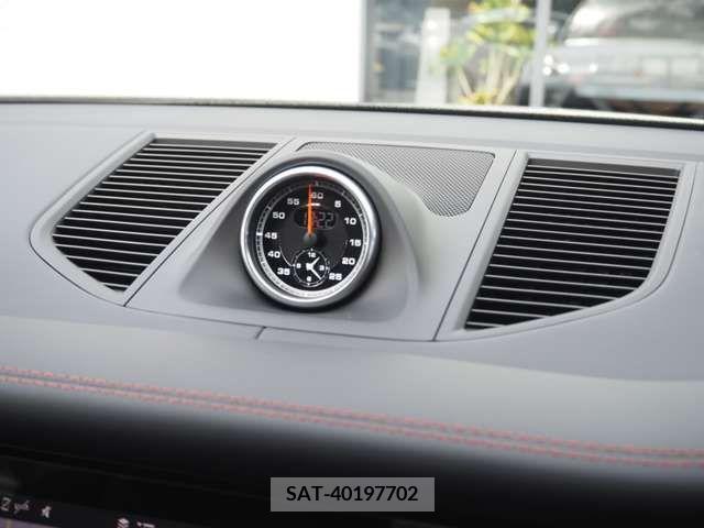 Porsche MACAN 2020-07 219435-6