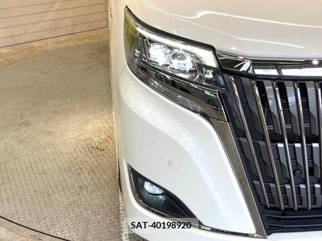 Toyota ESQUIRE 2019-08 390670-14