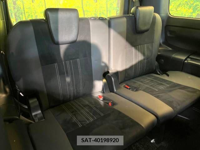 Toyota ESQUIRE 2019-08 390670-11