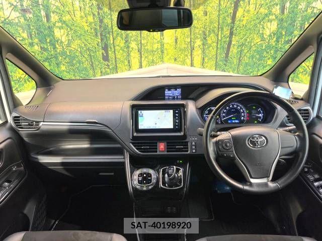 Toyota ESQUIRE 2019-08 390670-1