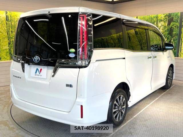 Toyota ESQUIRE 2019-08 390670-19