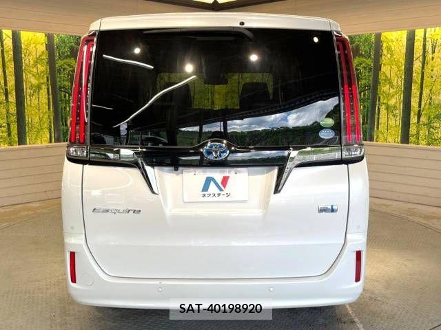 Toyota ESQUIRE 2019-08 390670-17