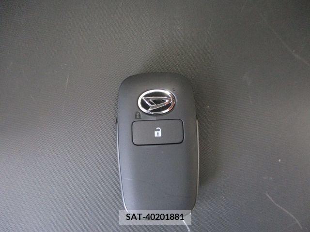 Daihatsu TAFT 2023-09 371938-28