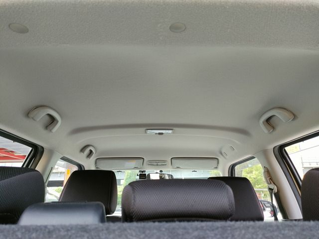 Suzuki SWIFT 2012-03 189099-12