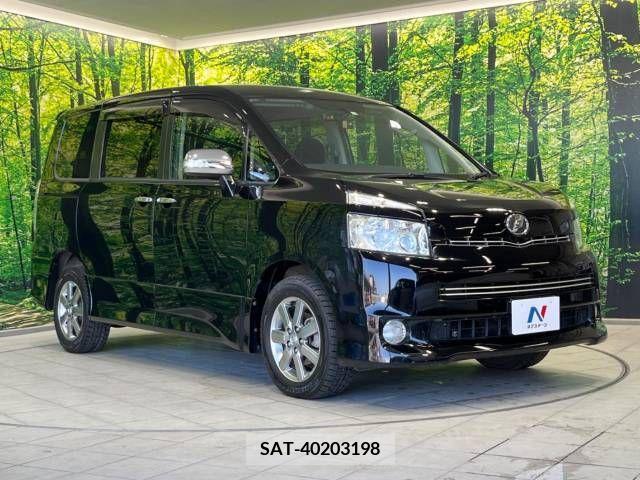Toyota VOXY 2010-04 289332-17