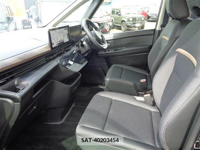 Nissan SERENA 2023-03 285587-7