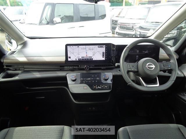 Nissan SERENA 2023-03 285587-10