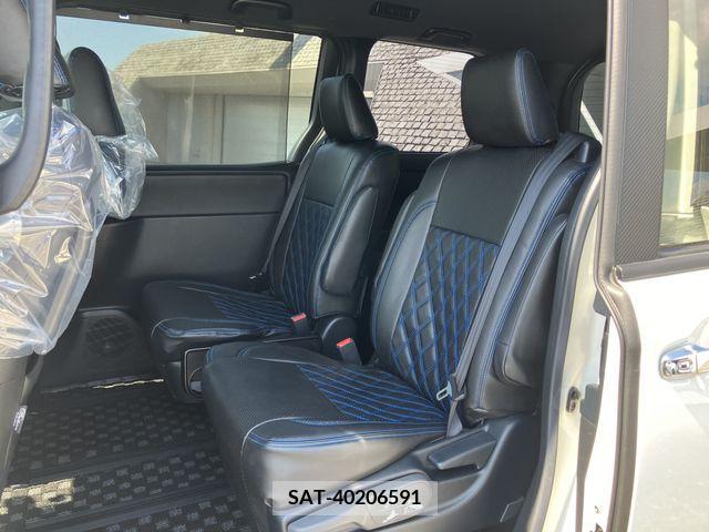 Toyota NOAH 2019-08 365133-24