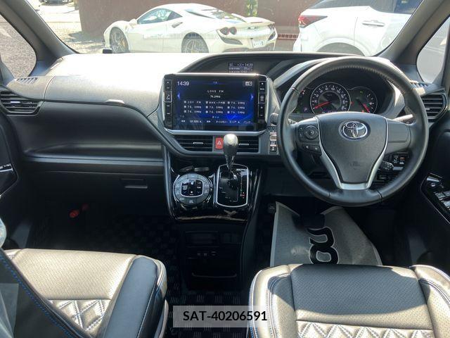 Toyota NOAH 2019-08 365133-8