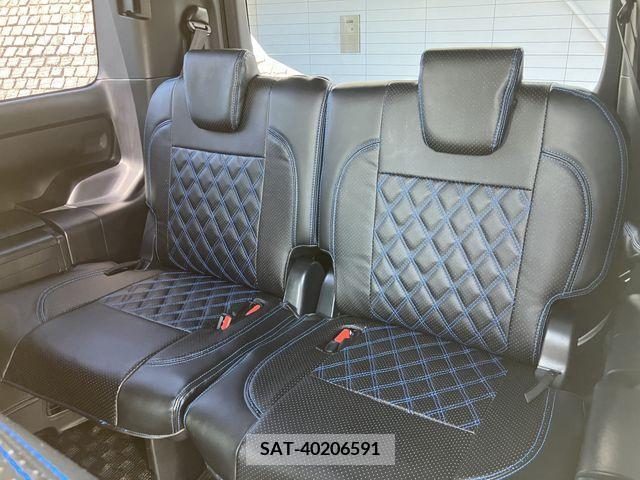 Toyota NOAH 2019-08 365133-25