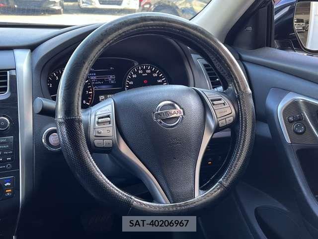Nissan TEANA 2017-03 369606-18
