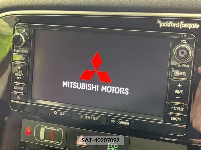 Mitsubishi OUTLANDER PHEV 2017-03 303556-2