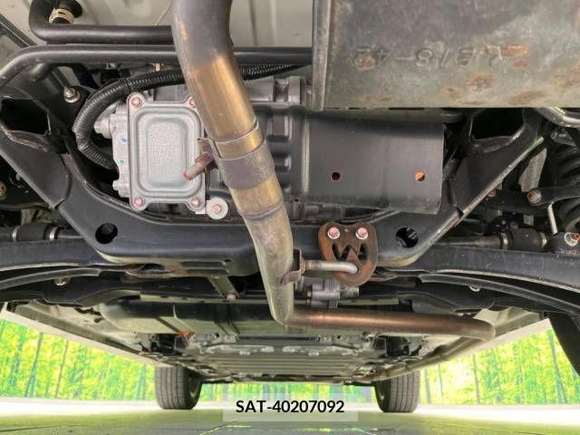 Mitsubishi OUTLANDER PHEV 2017-03 303556-19