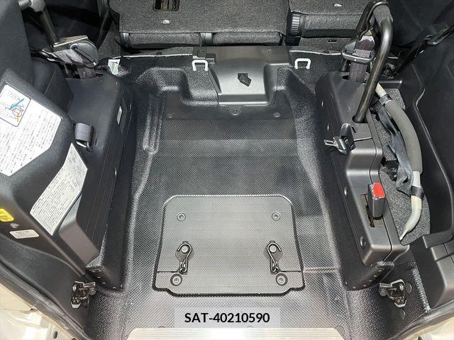 Toyota RACTIS 2012-12 380964-10