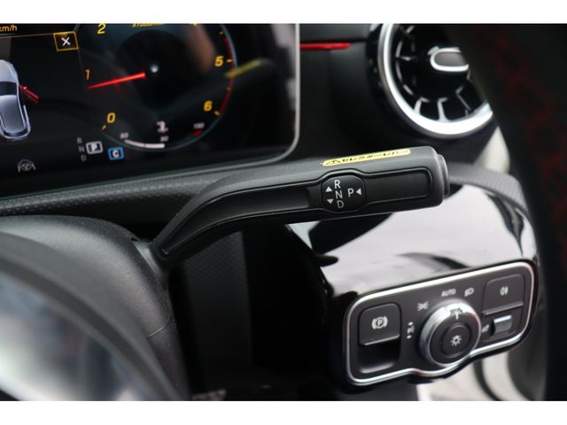 Mercedes Benz A-CLASS 2019-09 181584-6